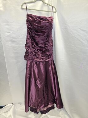 Ruched Plum Satin Spaghetti Strap Prom Dress